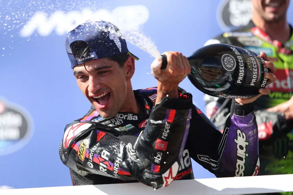 Jorge Mart&iacute;n, Aprilia Racing Team