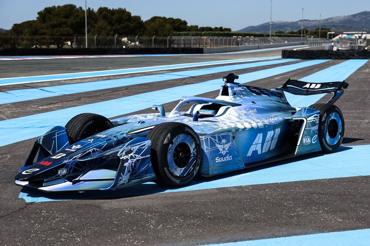 La FE presenta il futuro: ecco la Gen4 da 800cv che vuole essere la rivelazione del motorsport