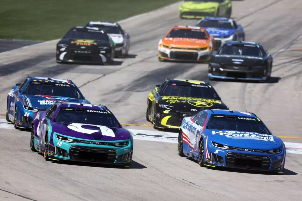 Alex Bowman, Hendrick Motorsports, Kyle Larson, Hendrick Motorsports