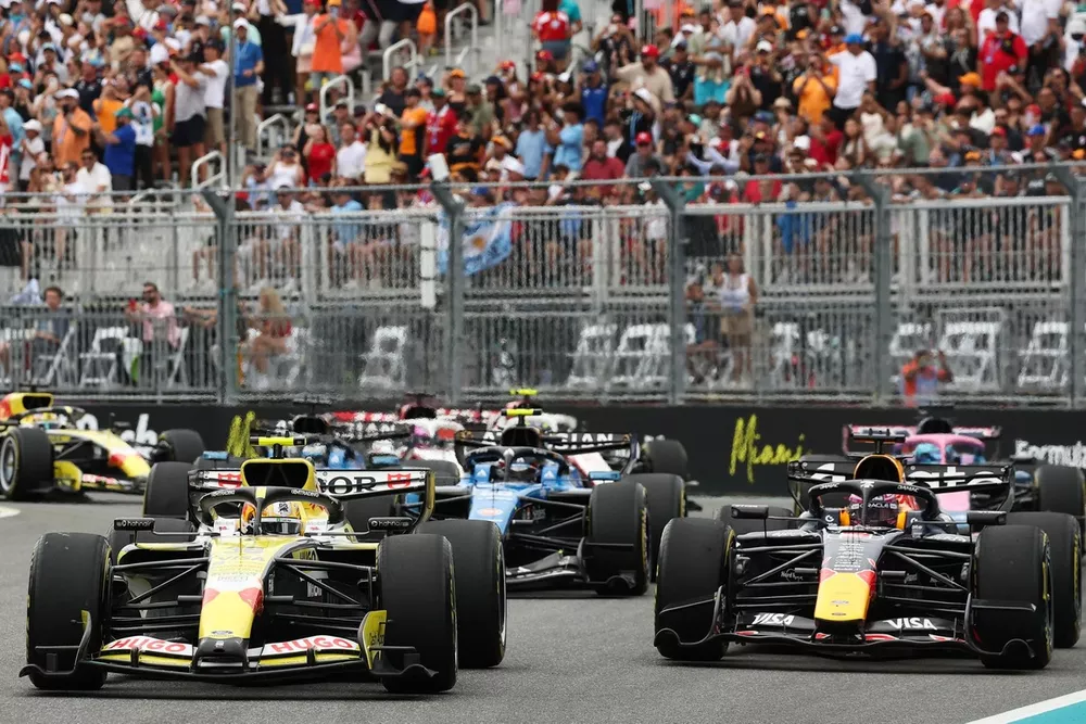 Max Verstappen, Red Bull Racing, Liam Lawson, Racing Bulls