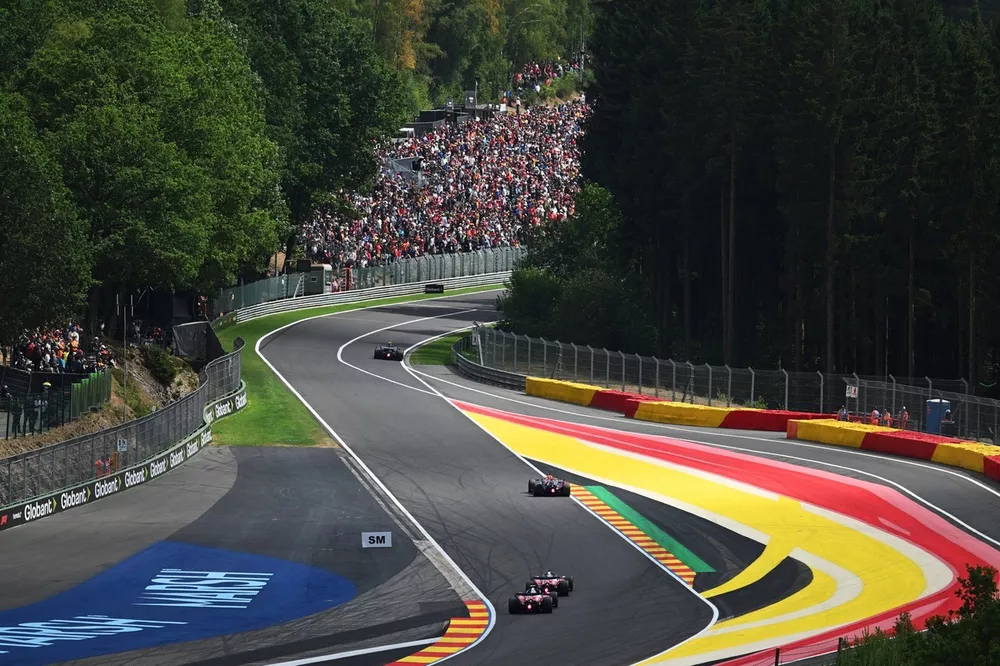 Max Verstappen, Red Bull Racing, Andrea Kimi Antonelli, Mercedes