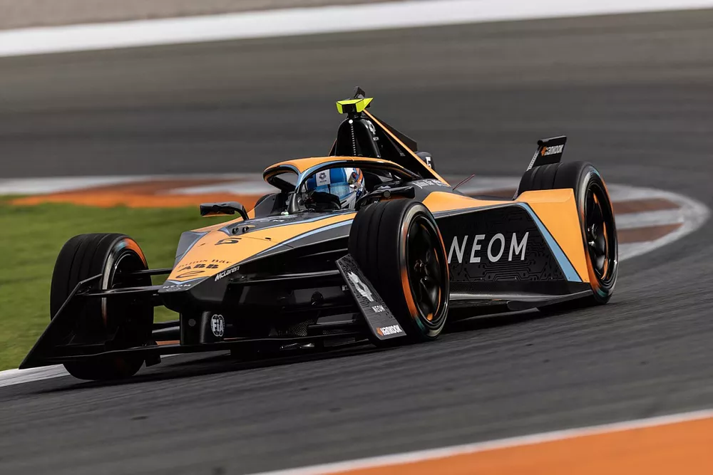 Jake Hughes, McLaren 