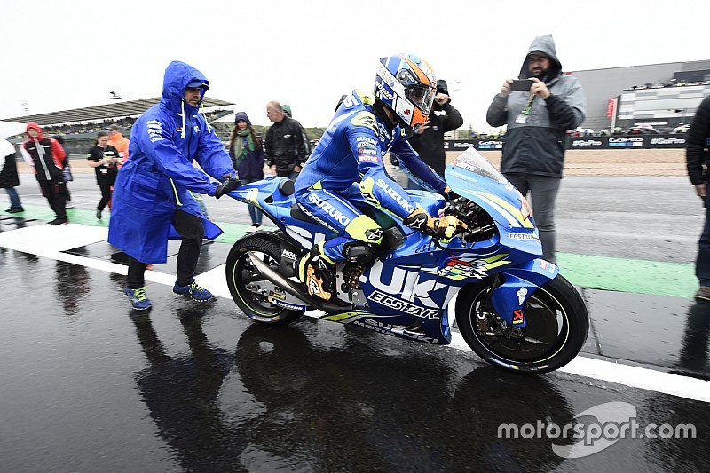 Rain forces MotoGP to cancel Silverstone race