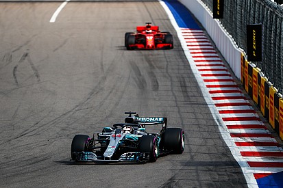 Vettel no quería dañar a Hamilton en su maniobra en Rusia