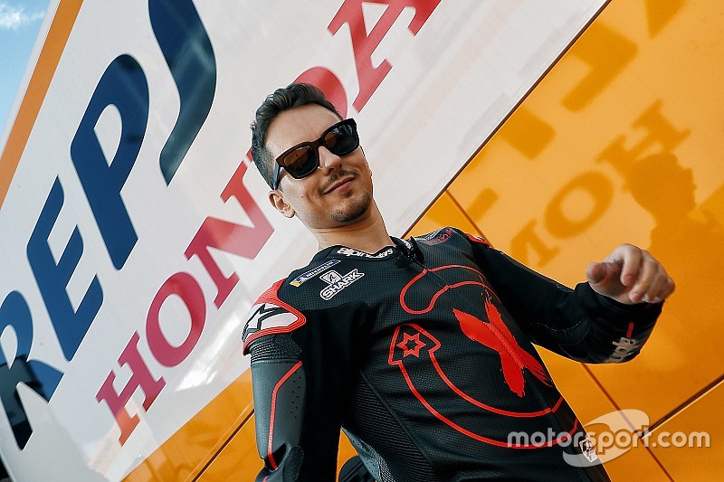 Lorenzo passera des tests lundi pour une douleur à la main