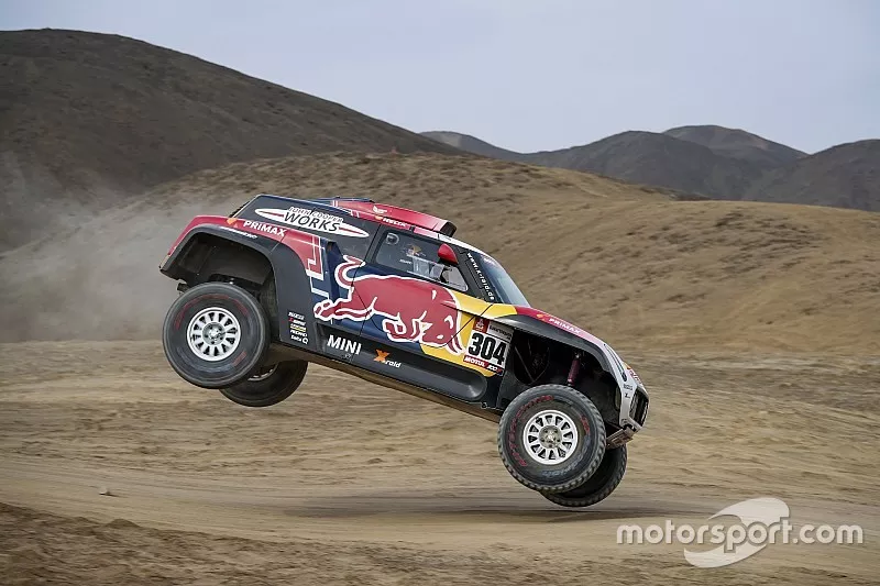 #304 X-Raid Mini JCW Team: St&eacute;phane Peterhansel, David Castera