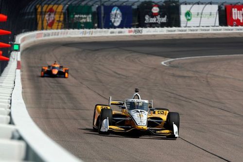 IndyCar Iowa: McLaughlin gana y Palou abandona tras un accidente