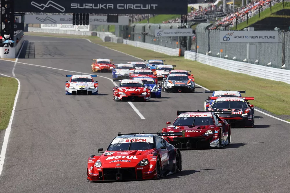 GT500 Start action