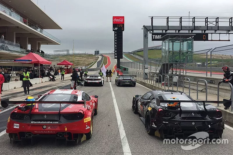 Race 2 pre-grid
