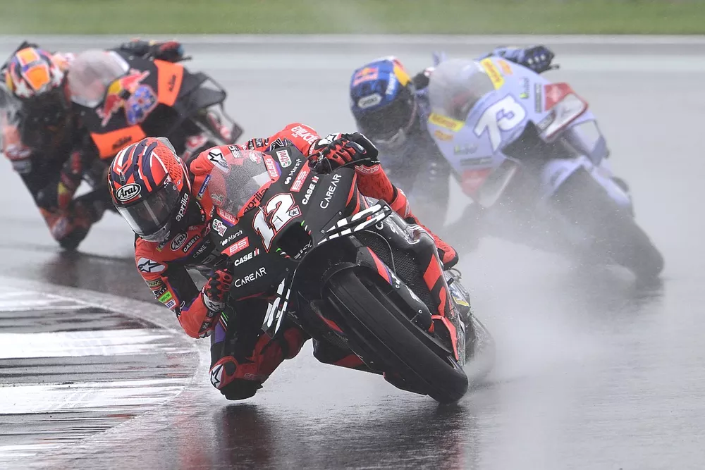 Maverick Vinales, Aprilia Racing Team