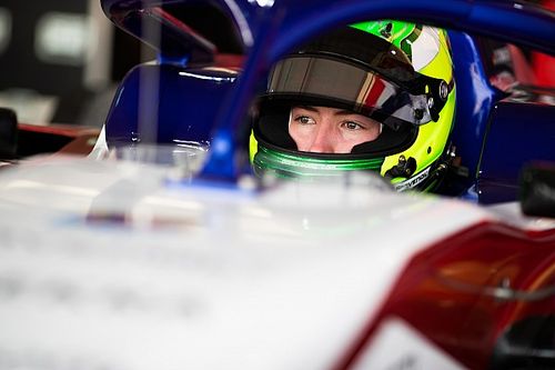 Schumacher joins Carlin for rest of F3 season