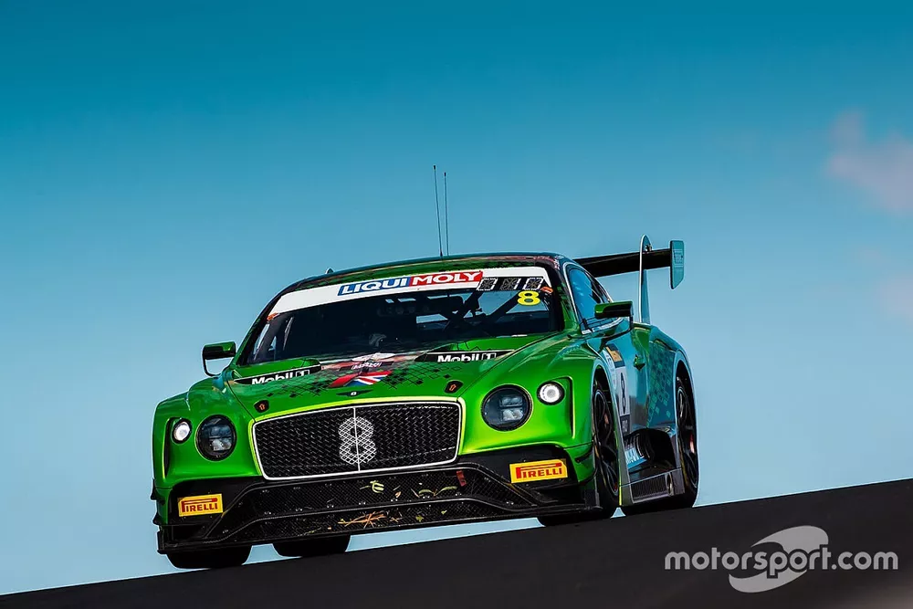 #8 Bentley Team M-Sport Bentley Continental GT3: Alex Buncombe, Oliver Jarvis, Sebastian Morris