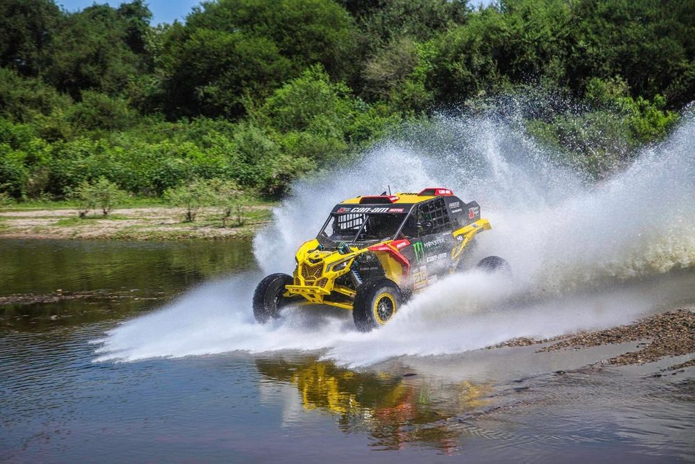 Bruno Varela e Enio Bozzano Júnior venceram a primeira especial na Argentina
