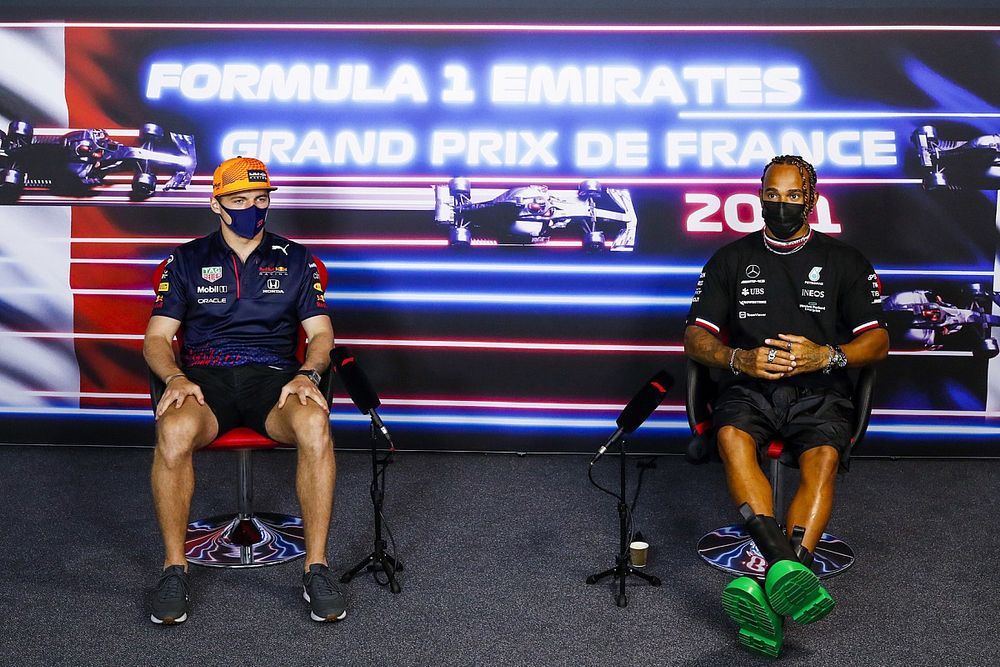 Max Verstappen, Red Bull Racing and Lewis Hamilton, Mercedes in the Press Conference