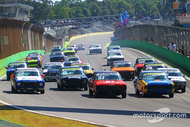 Carros da Old Stock Race