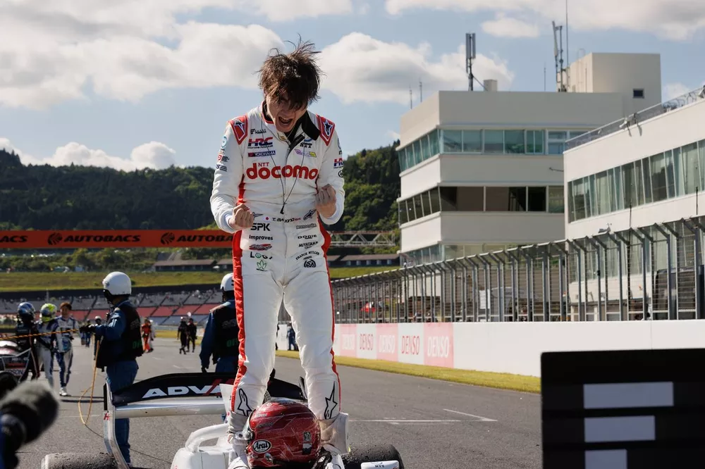 Tadasuke Makino, DOCOMO TEAM DANDELION RACING