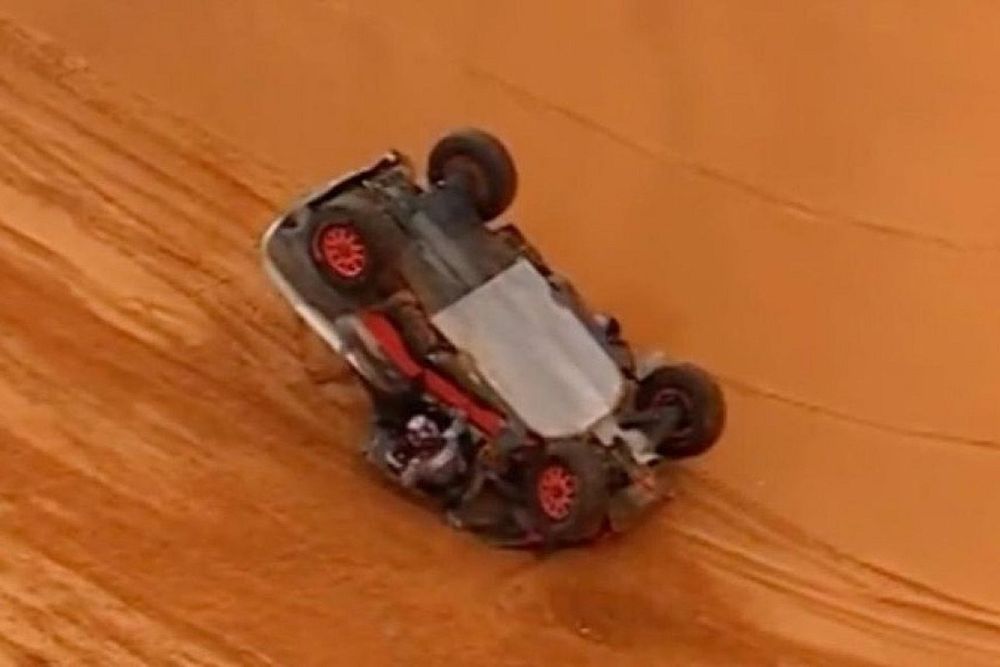 Acciente de Carlos Sainz y Lucas Crus, Etapa 9 del Dakar 2023