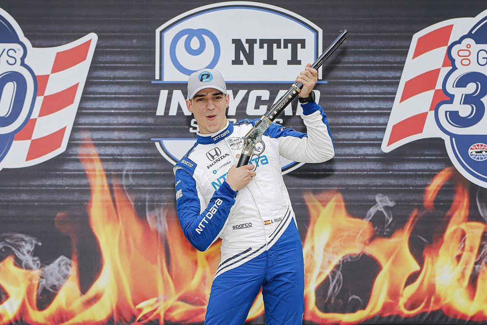 Ganador de la pole Alex Palou, Chip Ganassi Racing Honda