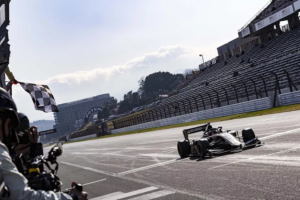 Ryo Hirakawa, carenex TEAM IMPUL