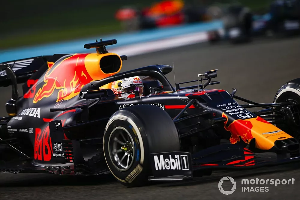 レッドブル・ホンダの2020年マシン『RB16』の問題点は「メディア