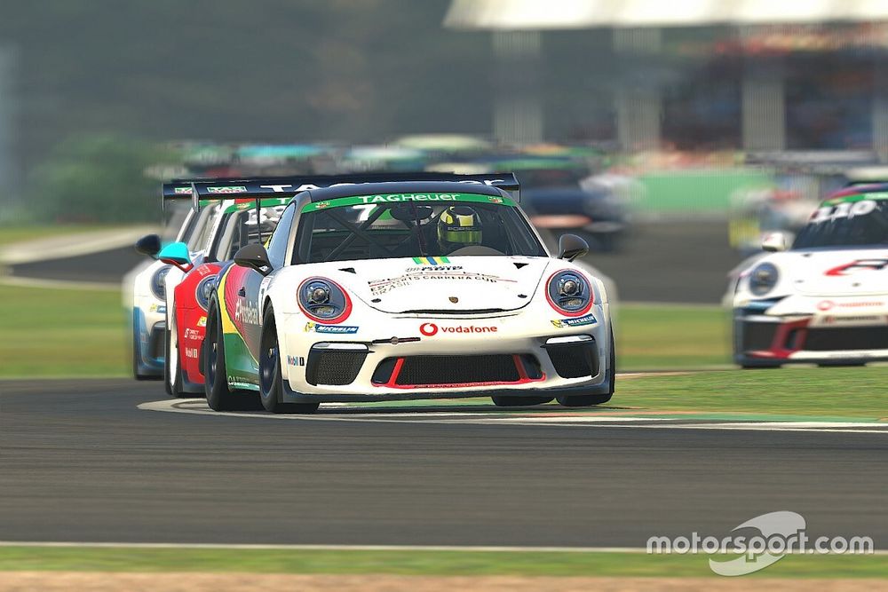 Jeff Giassi na Porsche TAG Heuer Esports Supercup
