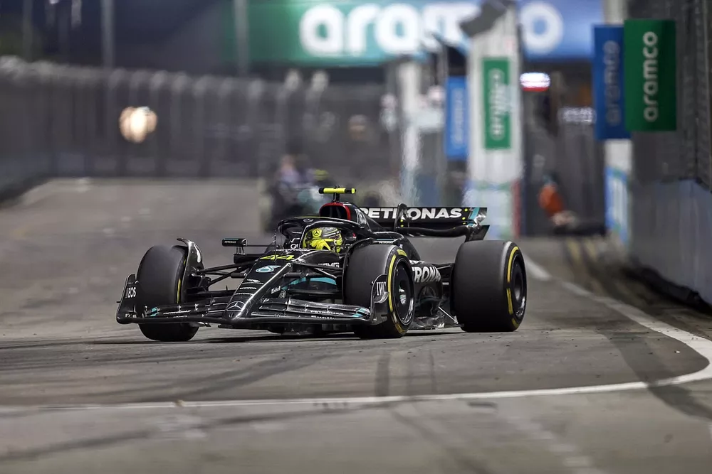 Lewis Hamilton, Mercedes F1 W14