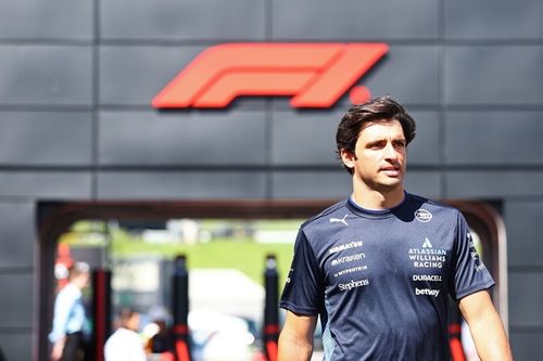 F1: Sainz admite ter conversado com a Mercedes, mas diz que "n&atilde;o esteve perto" de assinar contrato 