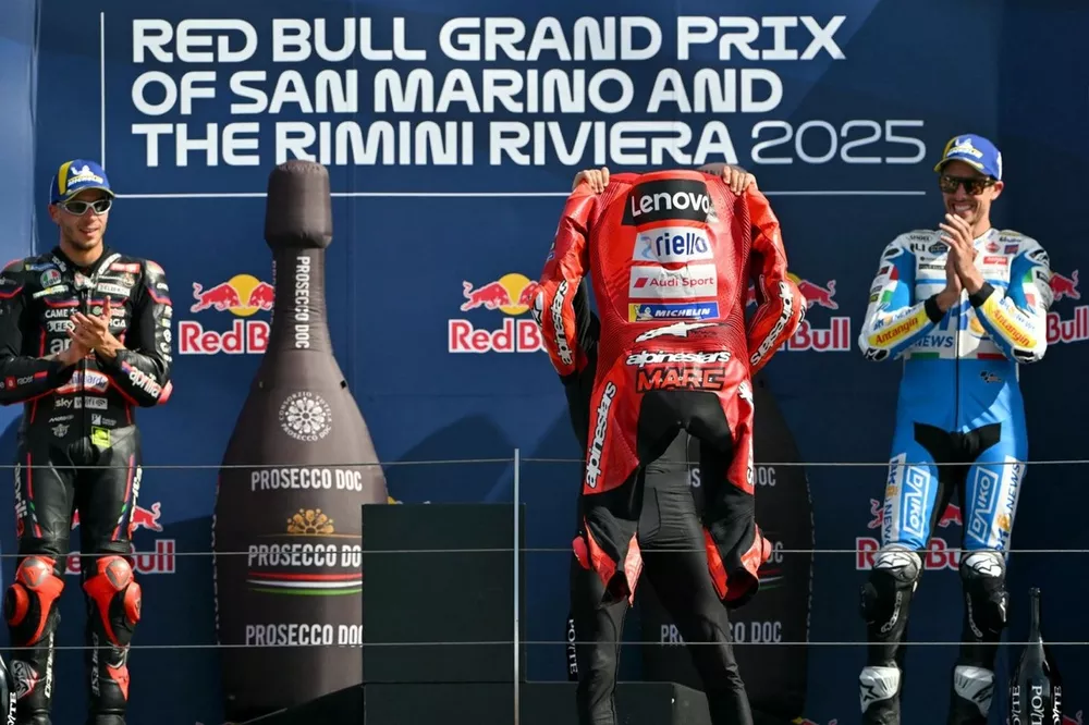 Marco Bezzecchi, Aprilia Racing, Alex M&aacute;rquez, Gresini Racing, Marc M&aacute;rquez, Ducati Team