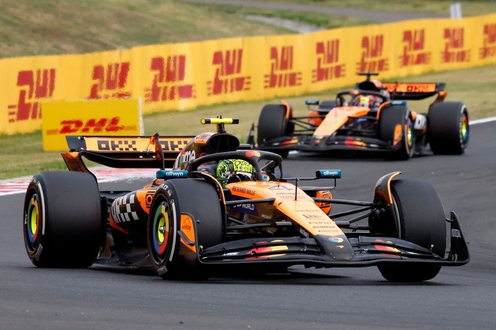 Lando Norris, McLaren, Oscar Piastri, McLaren