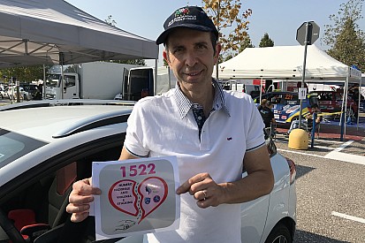 Rossignoli, il poliziotto che corre con Suzuki per promuovere una bella iniziatva