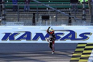 John Hunter Nemechek logra su primera victoria en  Xfinity 