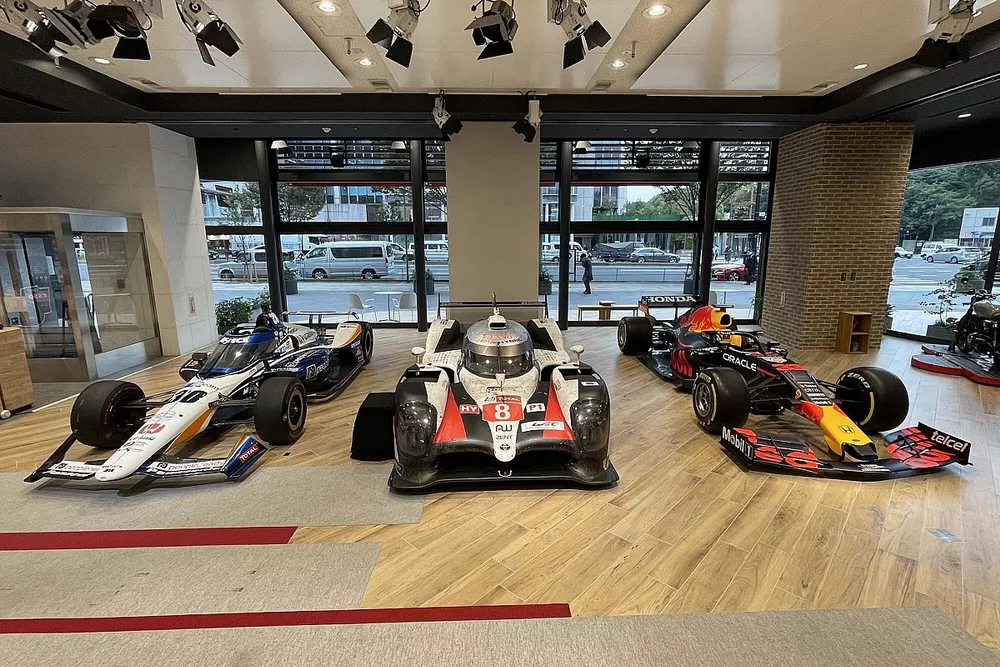 IndyCar Dallara DW12, Toyota TS050 Hybrid, Red Bull Honda