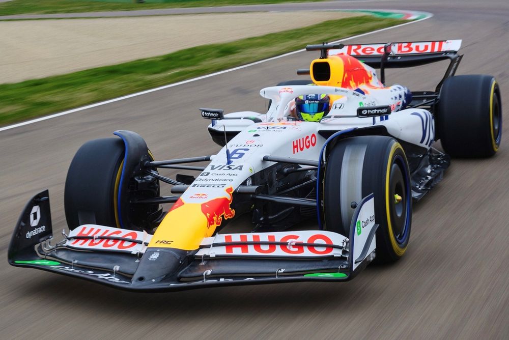 Isack Hadjar, Racing Bulls VCARB 02