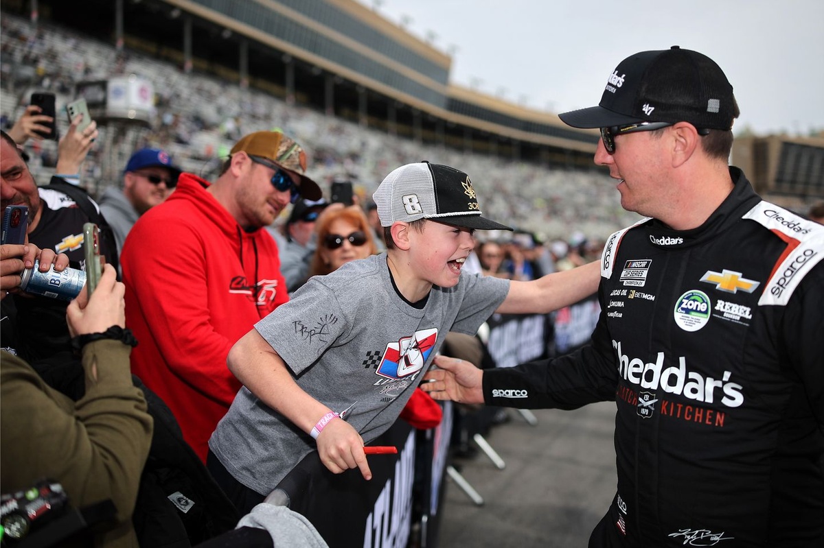 motorsport.com - Matt Weaver - Pacific Life Insurance seeks Kyle Busch $8.5m lawsuit dismissal