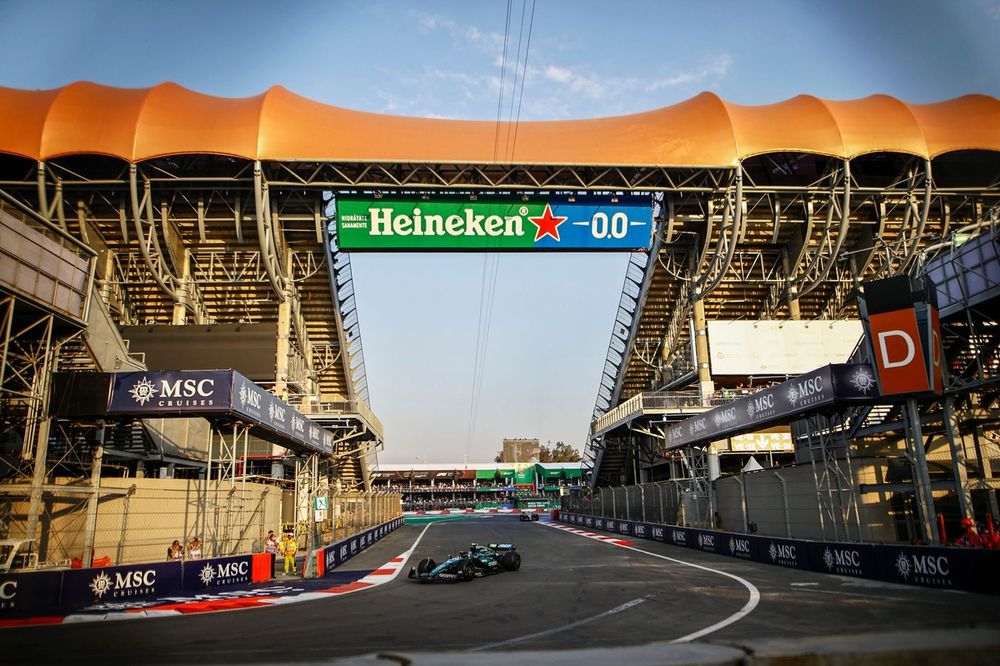 Fernando Alonso, Aston Martin AMR24 