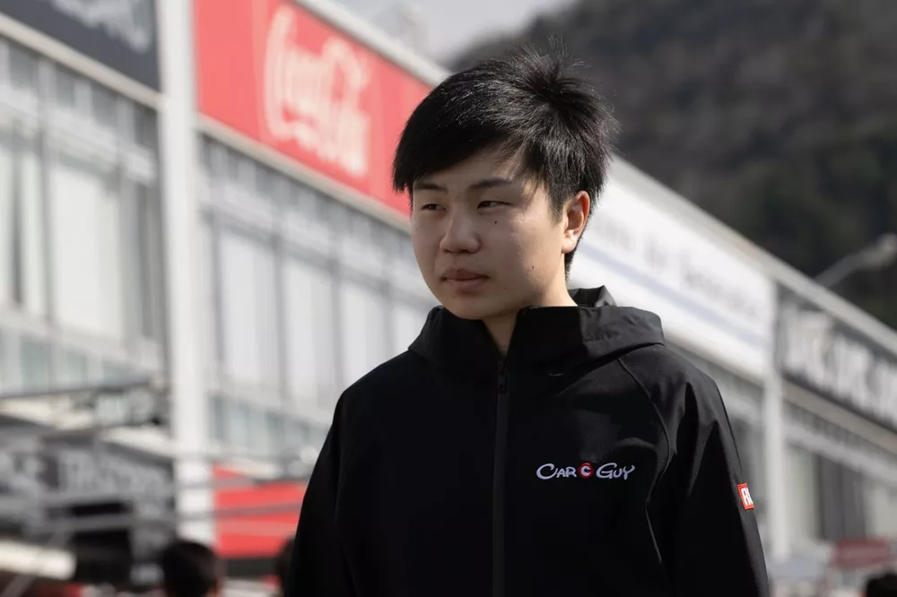 Rikuto Kobayashi, #7 CARGUY Ferrari 296 GT3