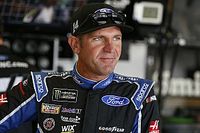 Clint Bowyer lidera la primera pr&aacute;ctica en Sonoma y Su&aacute;rez en quinto
