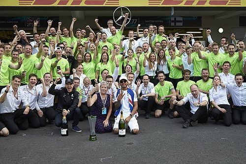 Por qué los títulos de Mercedes en 2017 han sido su mayor logro