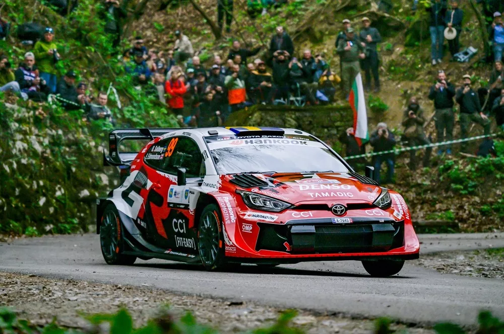 Oliver Solberg, Elliott Edmondson, Toyota Gazoo Racing WRT Toyota GR Yaris Rally1
