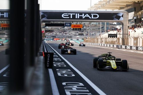 F2: Câmara lidera tarde de testes em Abu Dhabi; Goethe é o mais rápido do segundo dia