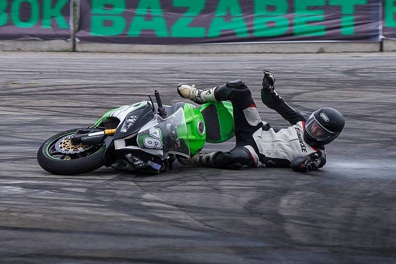 Відео: аварії першого етапу SBK UA