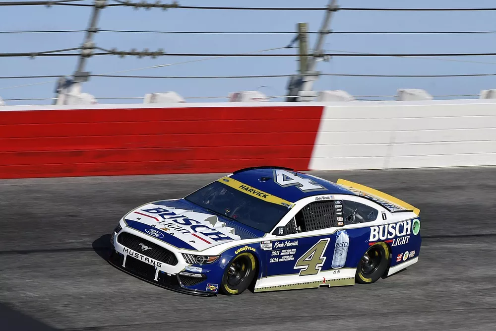 Kevin Harvick, Stewart-Haas Racing, Ford Mustang Busch Light Fan Design