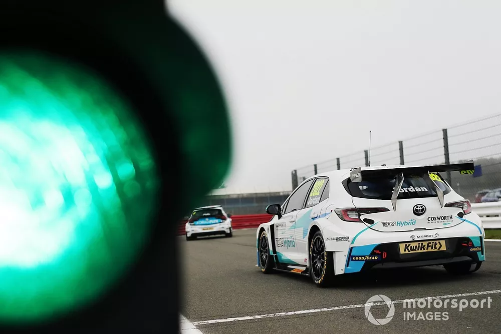 Andrew Jordan, BTCC TOCA Hybrid Toyota Corolla 