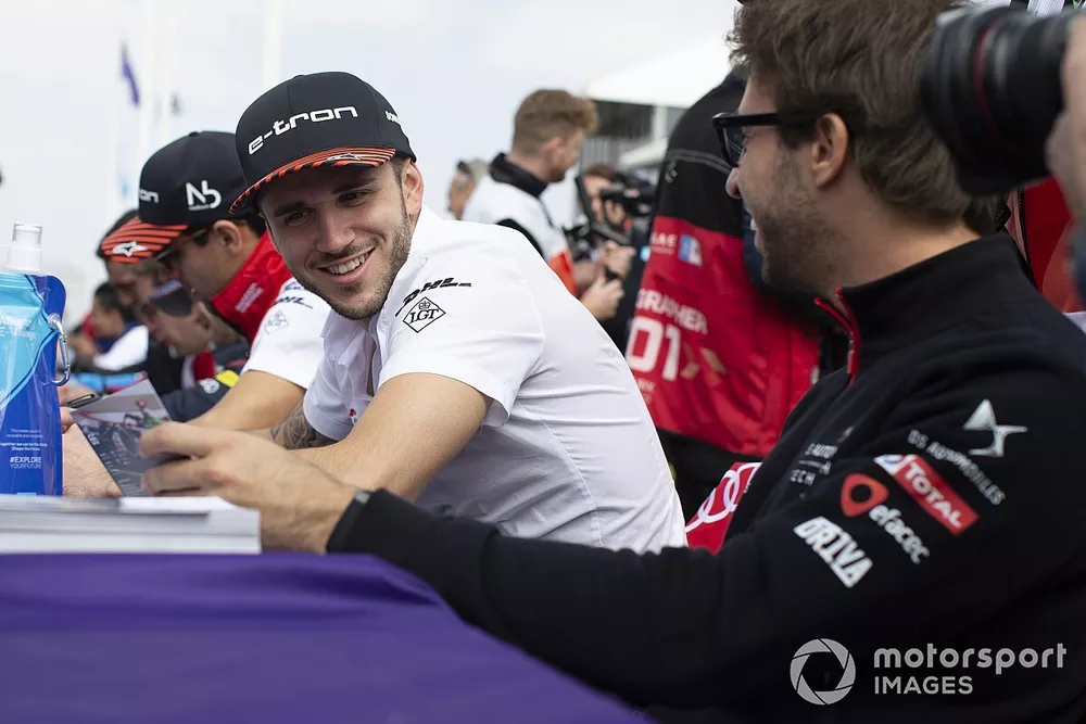 Daniel Abt, Audi Sport ABT Schaeffler, Antonio Felix da Costa, DS Techeetah tijdens de handtekeningensessie