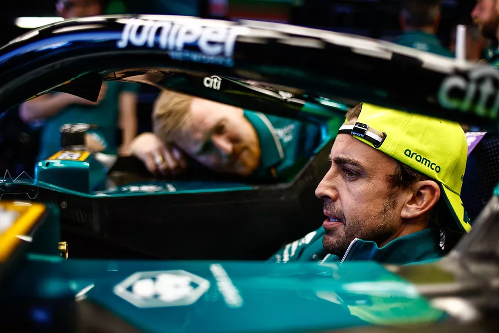 Fernando Alonso, Aston Martin F1 Team