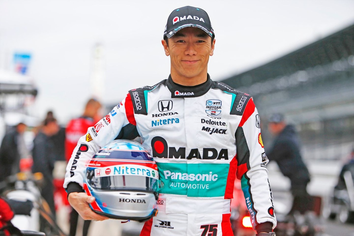 佐藤琢磨、SAF1ピットシャツ、佐藤琢磨さん本人着用 2025年最新】佐藤琢磨 シャツの人気アイテム - メルカリ
