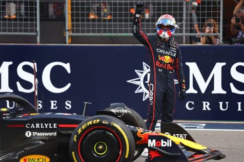F1: Verstappen triunfa após caos na McLaren; confira resultado da sprint em Austin