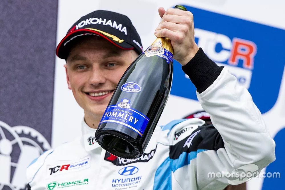 Podio: il vincitore della gara Mato Homola, Target Competition Hyundai i30 N TCR