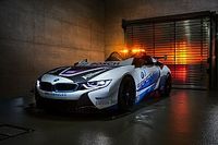BMW revela novo safety car híbrido da Fórmula E