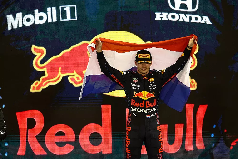 Max Verstappen se proclama campe&oacute;n del mundo de F1 en 2021